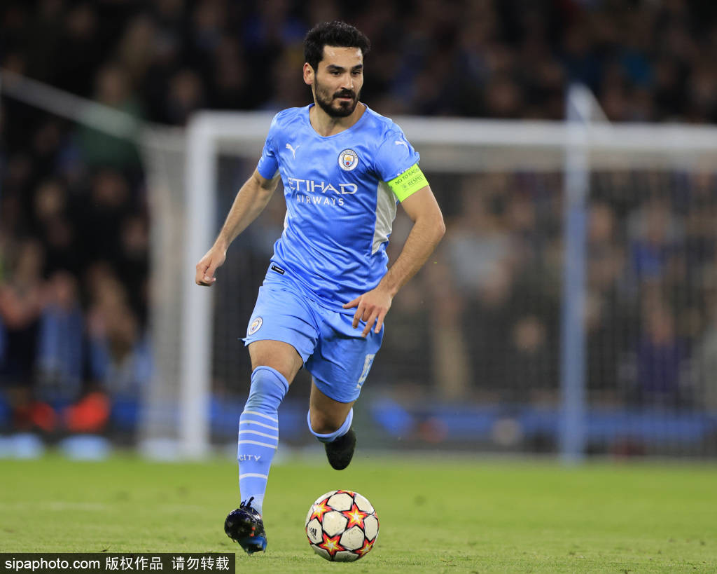 赖特：贝林厄姆让某些人害怕，外界没准备好迎接这种黑人巨星（赖特：贝林厄姆令部分人不安，外界尚未准备好迎接这样的黑人巨星）