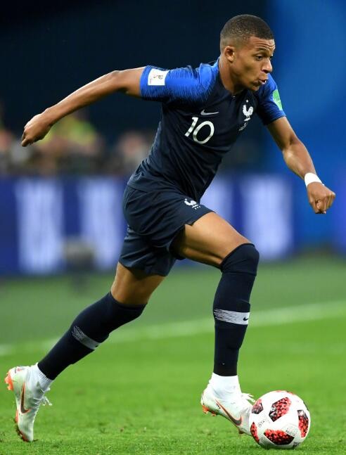 德天空：伊卡尔迪和加拉塔萨雷正计划就续约展开首轮谈判（德天空：加拉塔萨雷将与伊卡尔迪就续约开启首次会谈）