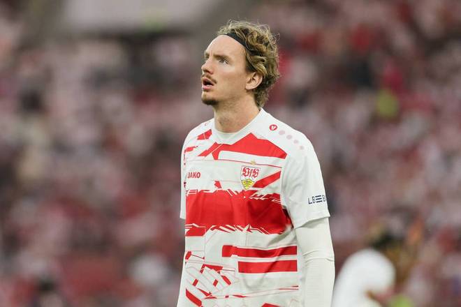 佩工：建议足球比赛使用后场违例规则，球过中线不能回传（佩工建议引入后场违例：过中线不得回传）