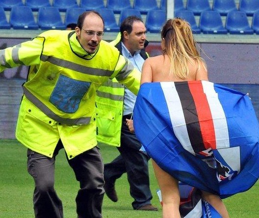 5场2球1助，迪巴拉当选罗马10月最佳球员（5战2球1助，迪巴拉获评罗马十月最佳球员）