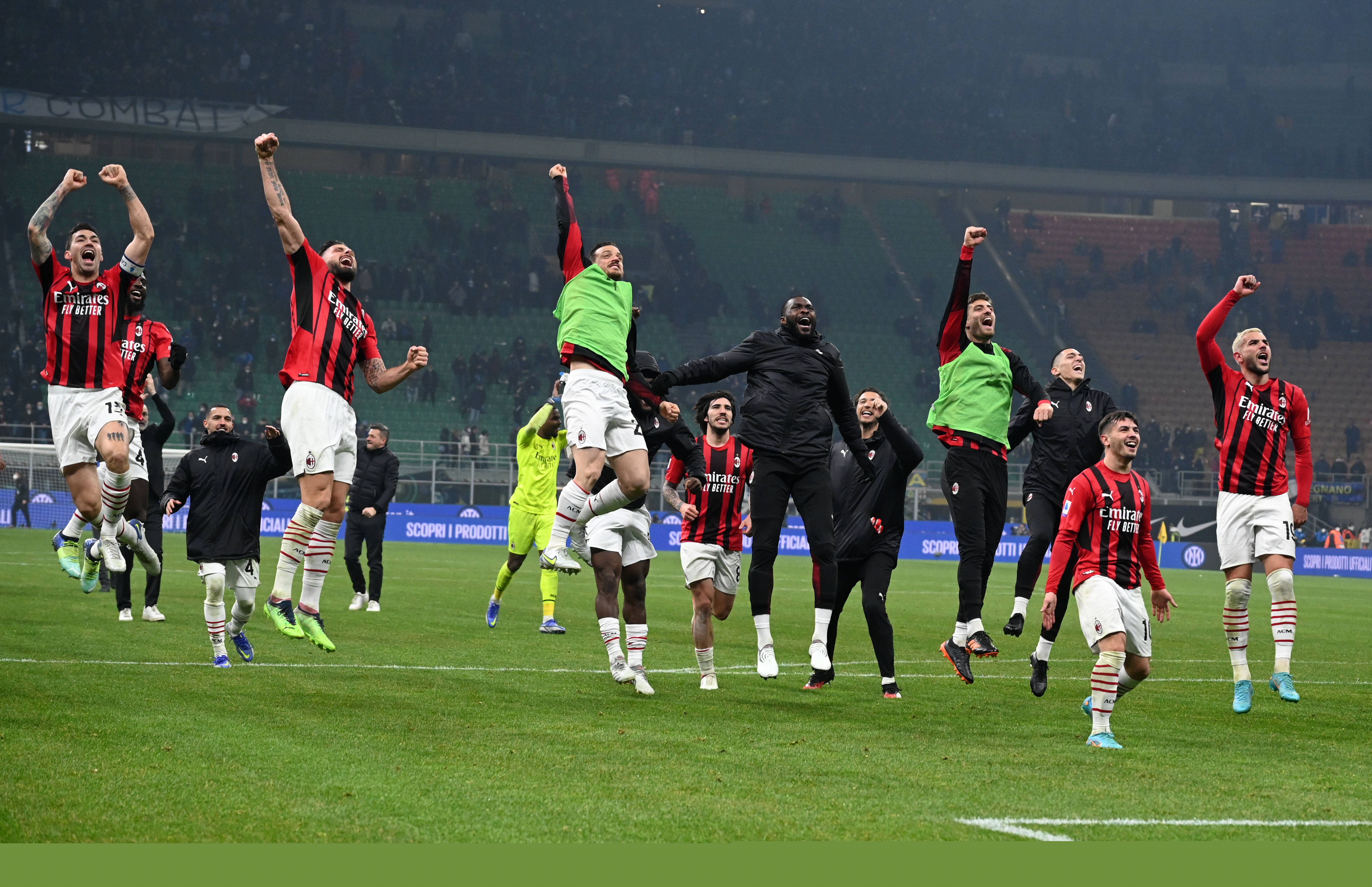 Shams：富保罗已告知独行侠，若不承诺与浓眉续约就交易他（Shams：富保罗向独行侠表态，不承诺与浓眉续约就将他交易）