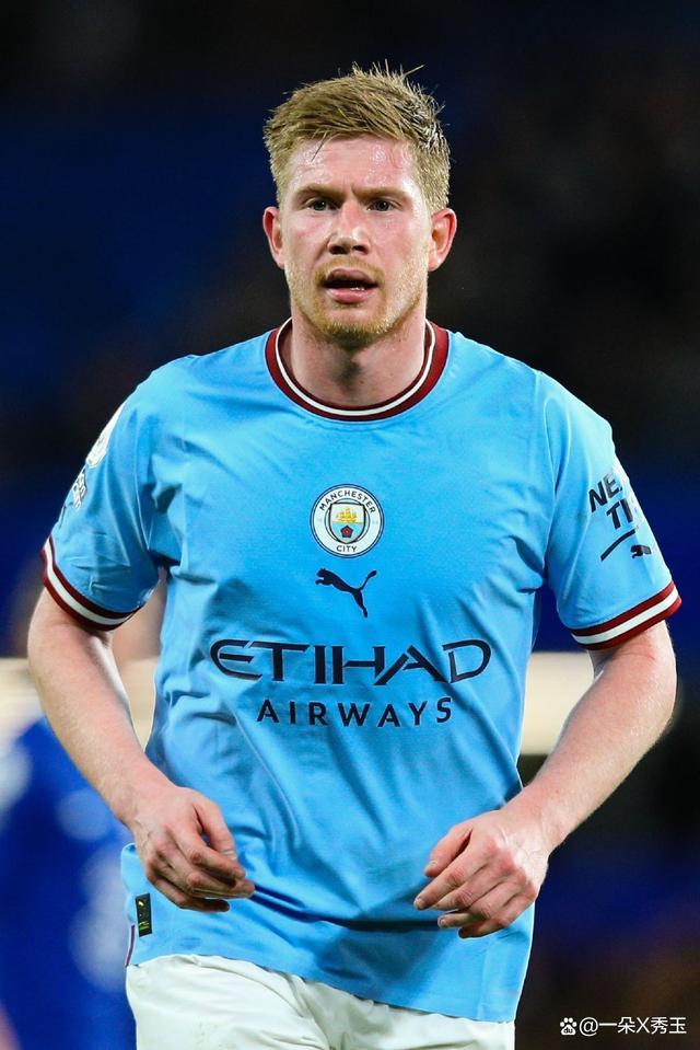 热议国安输球：下半场人员配置有问题；下赛季亚冠前景不乐观（国安失利掀热议：下半场用人遭质疑，来季亚冠前景堪忧）