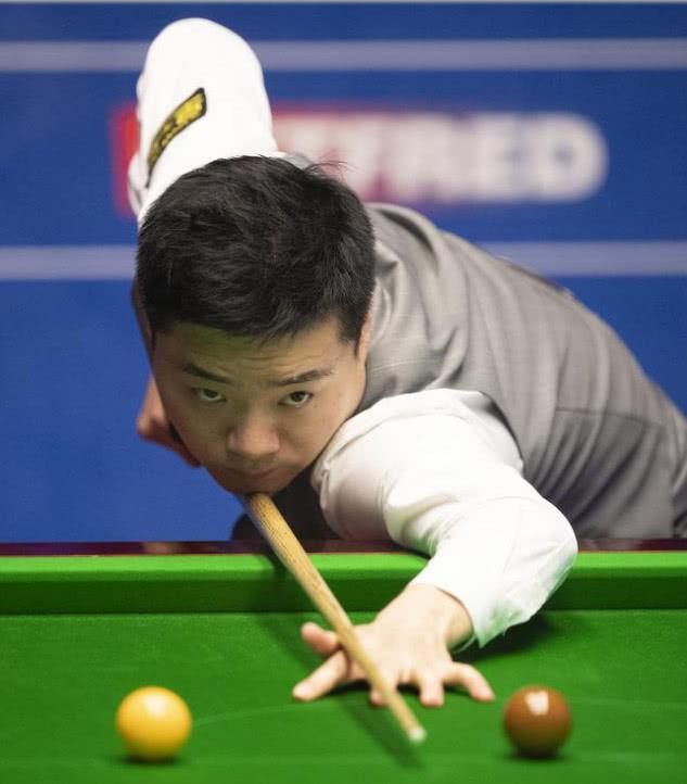 詹姆斯：字母哥在70年代单场能得250分，而欧文会被说别再运球了.